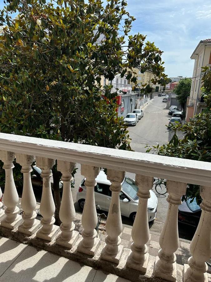 City Center Shkodra B&B Eksteriør billede